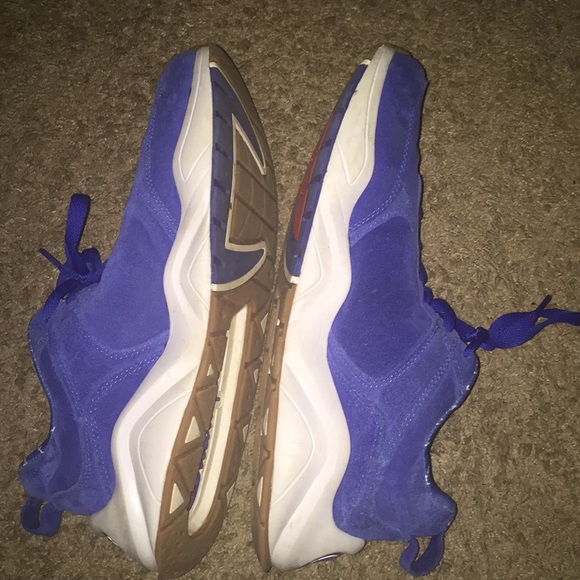 Blue champion 93 eighteens - Picture 3 of 3